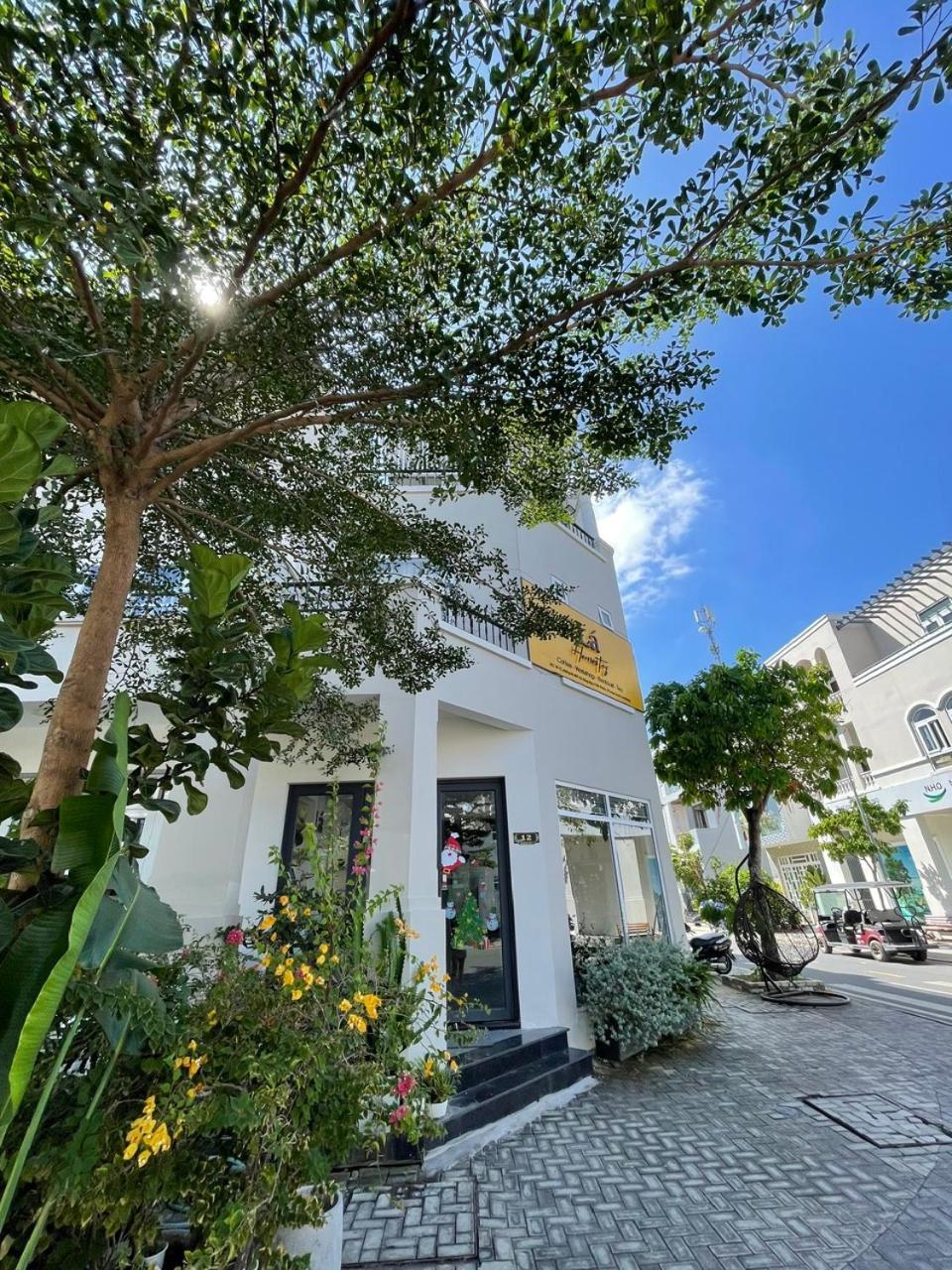 La Homestay Long Xuyên 外观 照片